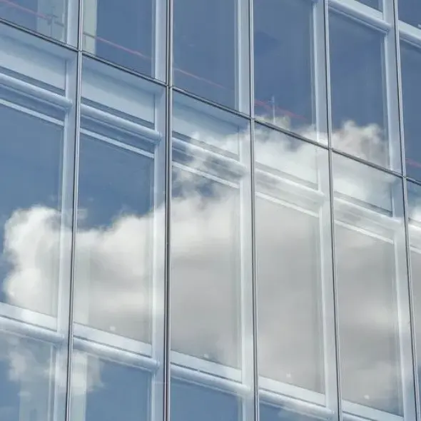 Szkło odporne na promieniowanie UV do drzwi i okien